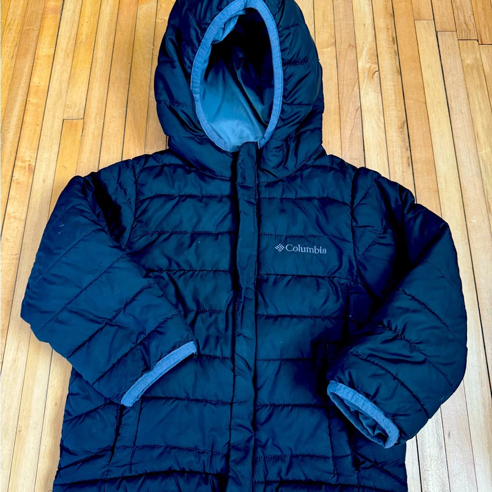 Black Columbia puffer coat size 3T